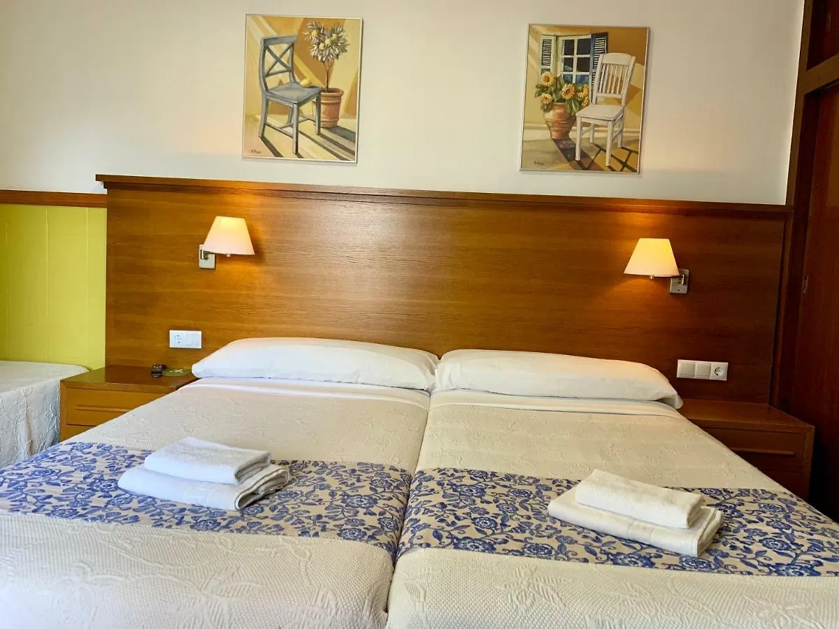 Hostal Dori Tarifa 0*,