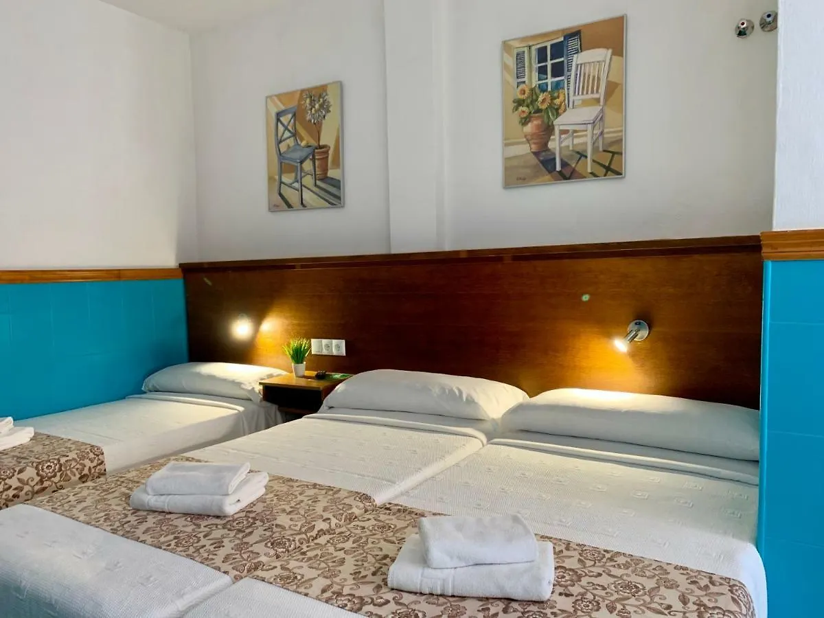 Hostal Dori Tarifa 0*,  Spain